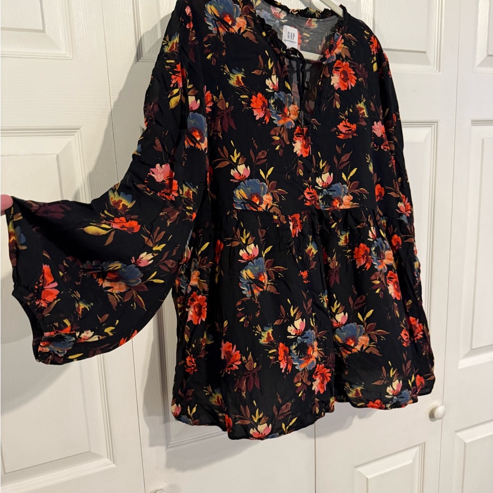 GAP Maternity Black Blouse with Vibrant Floral Design